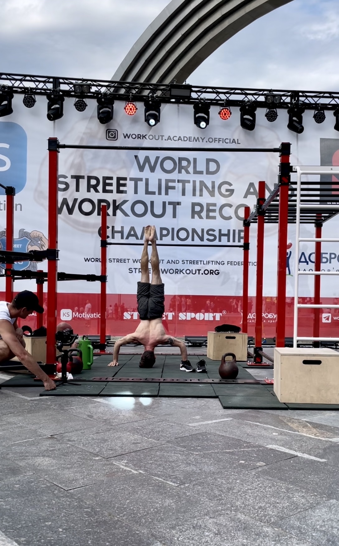 Nikita Kurtin street workout world champion 2021